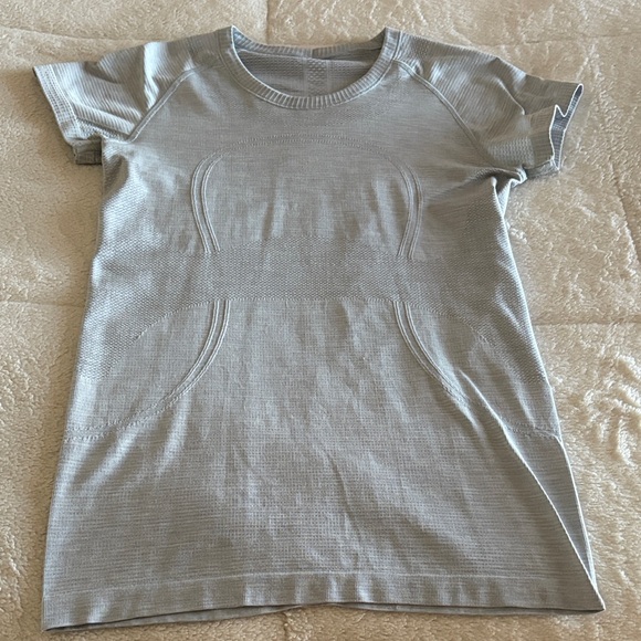 lululemon athletica Tops - Light Grey Lululemon Swiftly Tech Short Sleeve